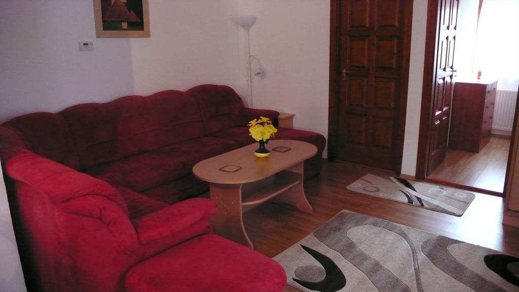 Nyarido Apartman Apartment Alsoors Ngoại thất bức ảnh