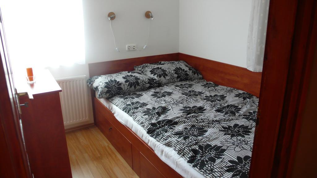 Nyarido Apartman Apartment Alsoors Ngoại thất bức ảnh