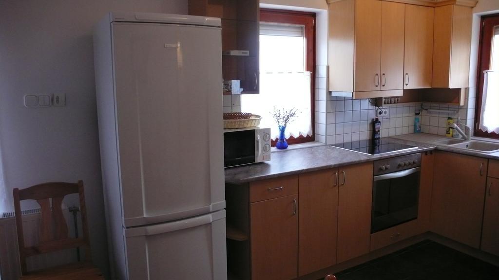 Nyarido Apartman Apartment Alsoors Ngoại thất bức ảnh