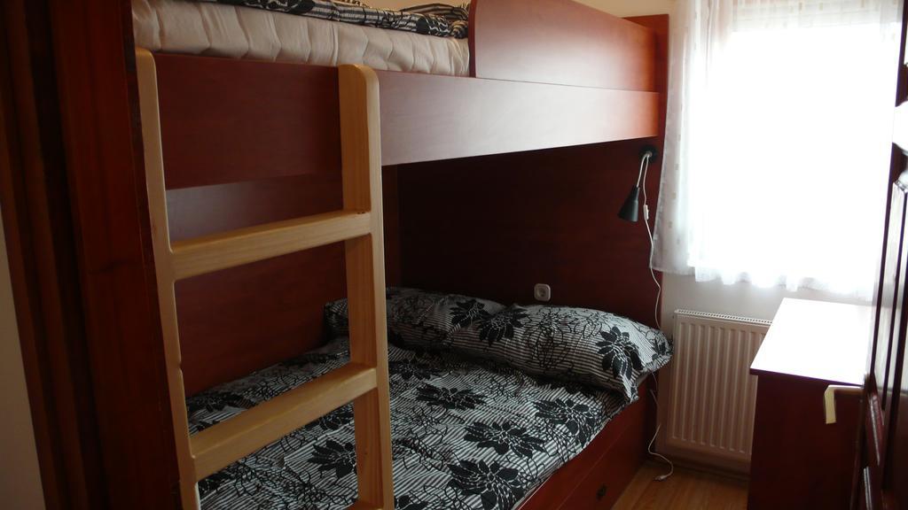 Nyarido Apartman Apartment Alsoors Ngoại thất bức ảnh